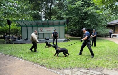 Senioři zaplnili Bubeníkovy sady. Akce (K)roky bez násilí spojila prevenci, zábavu a setkávání
