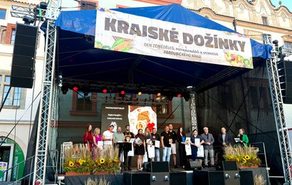 Krajské dožínky spojily oslavu sklizně s debatou o budoucnosti zemědělství Krajské dožínky spojily oslavu sklizně s debatou o budoucnosti zemědělství