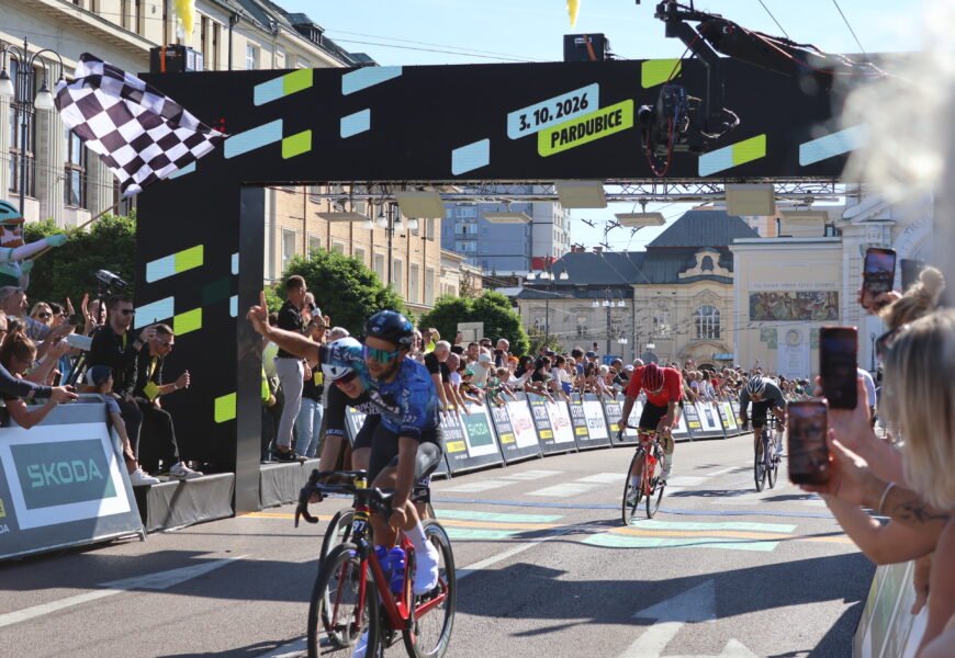 VIDEO: Premiérová L’Etape přilákala téměř dva tisíce závodníků do Pardubic VIDEO: Premiérová L’Etape přilákala téměř dva tisíce závodníků do Pardubic