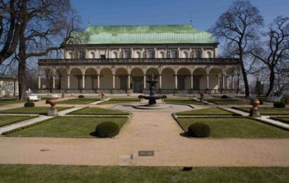 Ferdinand I. jezdil do Pardubic, jeho syn získal zámek. Habsburské stopy připomenou historici